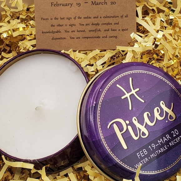 Pisces Tin Candle - Picture 1 of 3